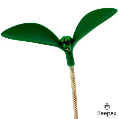 JUGUETE CATNIP PALTA CON PLUMA Y DISPENSADOR DE COMIDA _GRANDE /VERDE