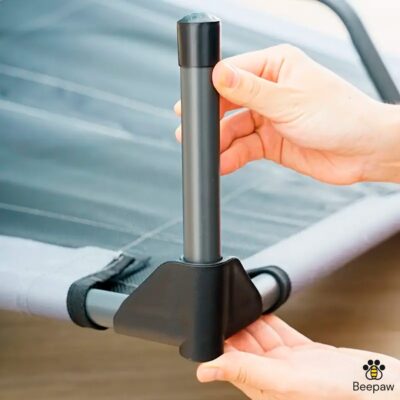 CAMA EN ALTURA PARA EXTERIOR CON TECHO PARA PERROS BEEPAW _L