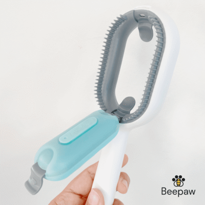 CEPILLO BEEPAW CON CERDAS BRUSH-E PARA PELO CORTO /CELESTE